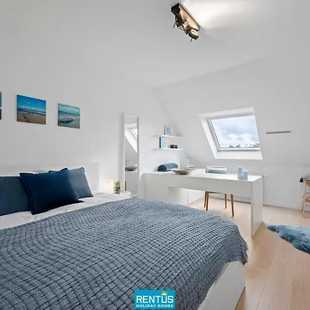 Melodie De La - Spacious House For 8 Persons *